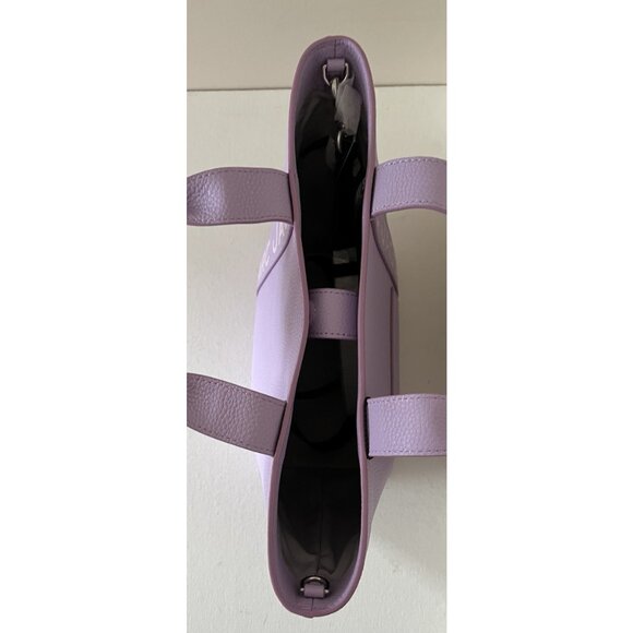 New Marc Jacobs Pebble Leather Tote Wisteria with Black Accents - Picture 2 of 6